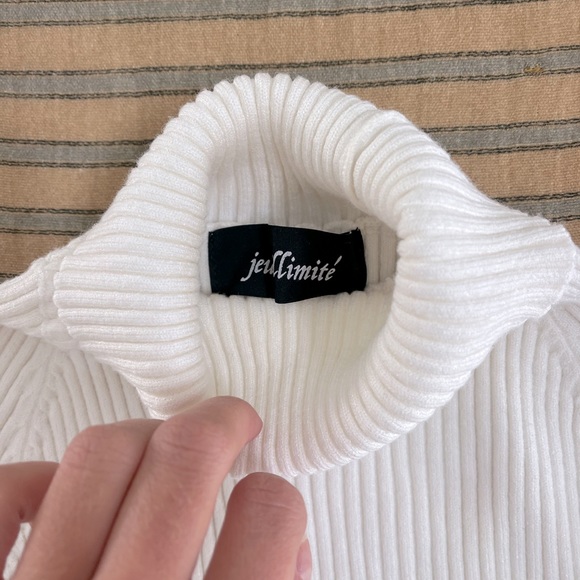 Jeu Illimité Turtleneck - Picture 2 of 2